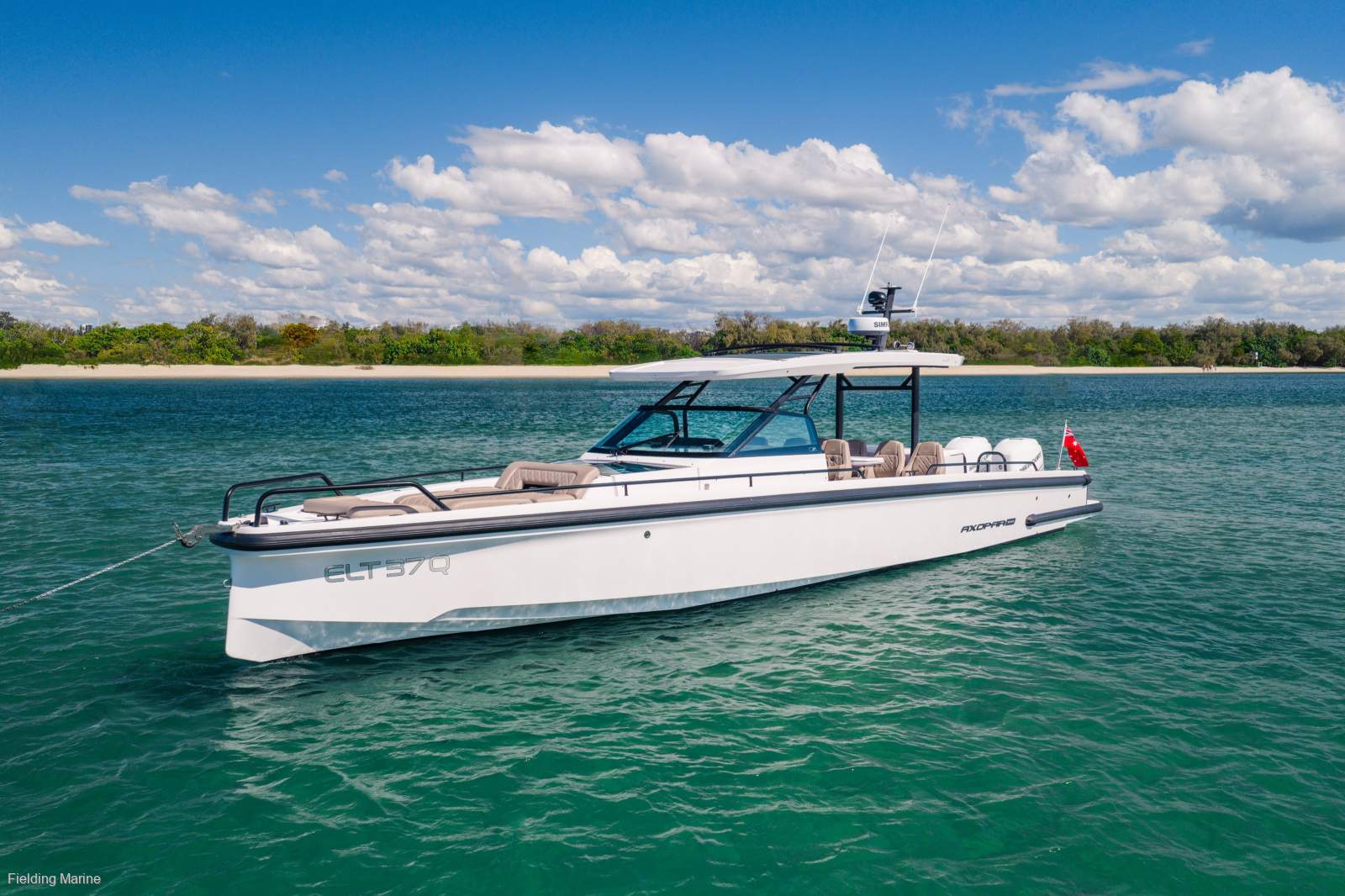 Axopar 37 Sun Top (Brabus Line)
