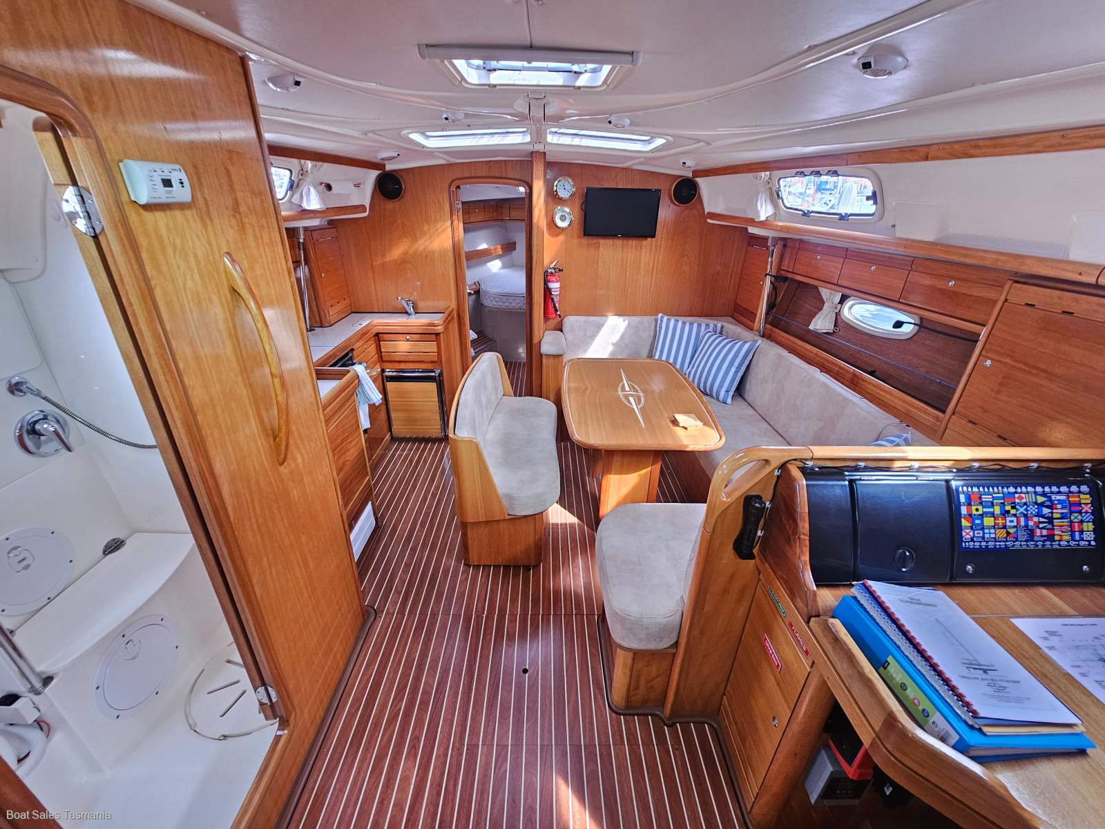 Bavaria Cruiser 42 Karm – Exceptional condition