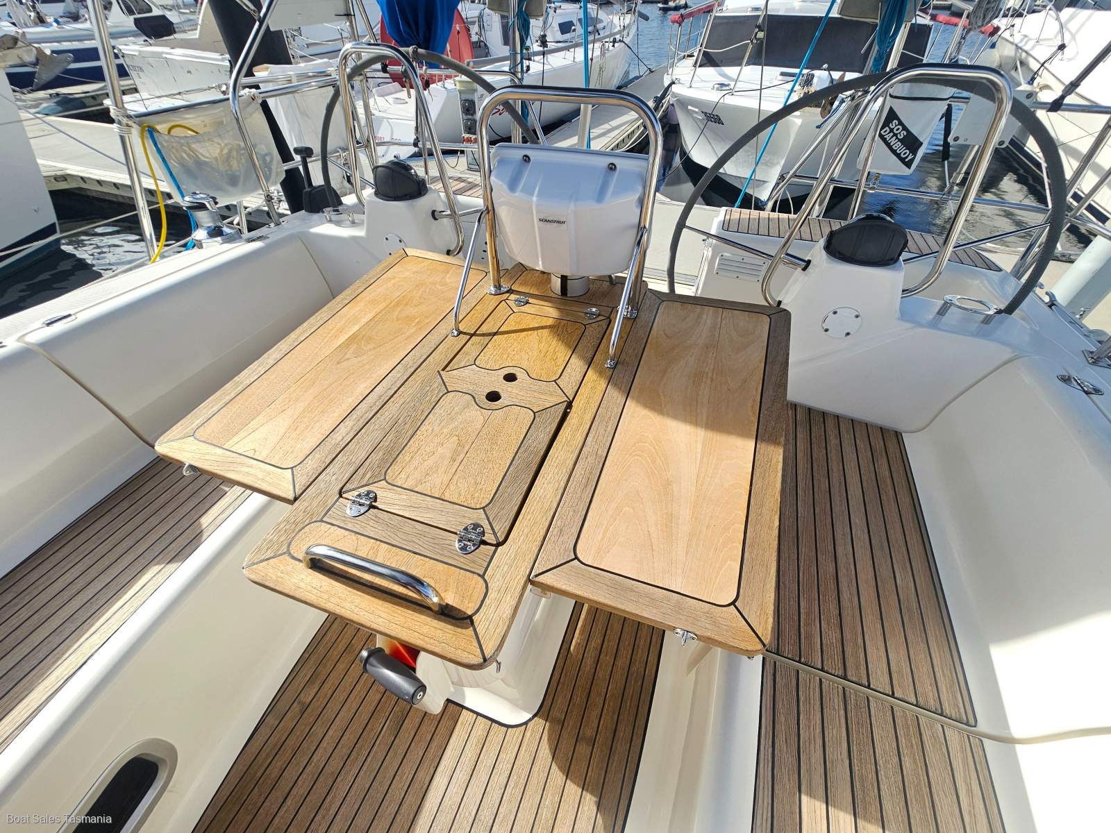 Bavaria Cruiser 42 Karm – Exceptional condition