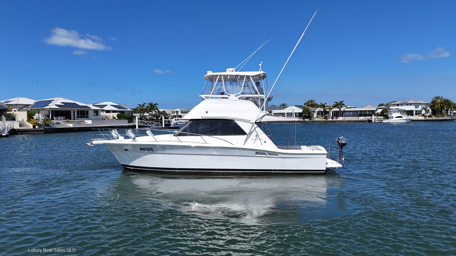 Riviera 36 Platinum Flybridge