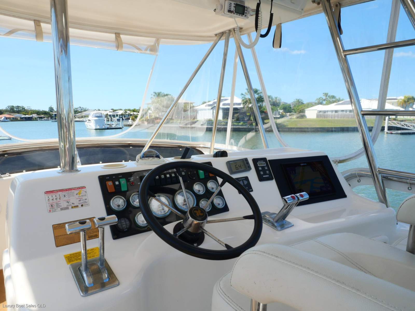 Riviera 36 Platinum Flybridge