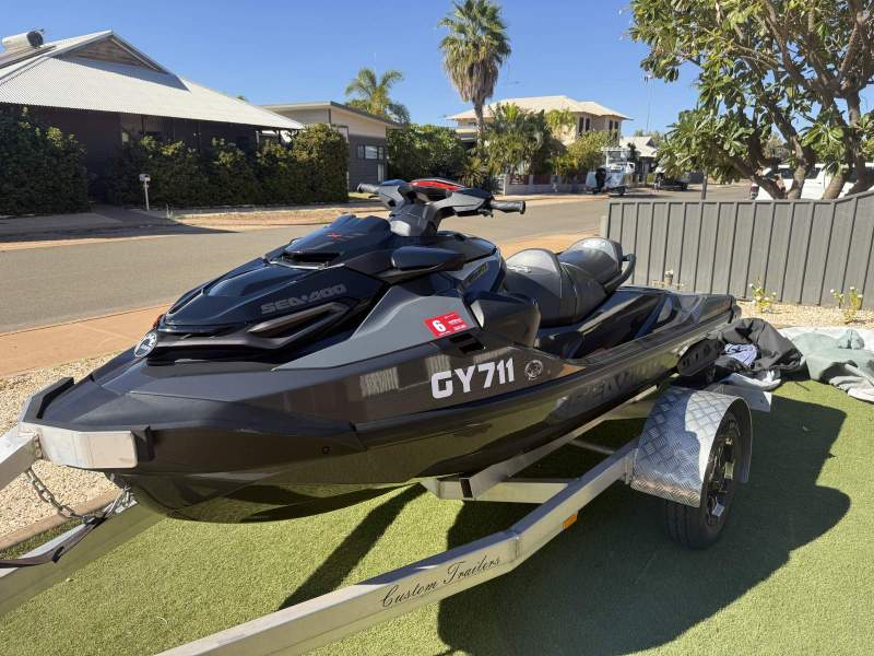 Sea-Doo RXT X 300 RS