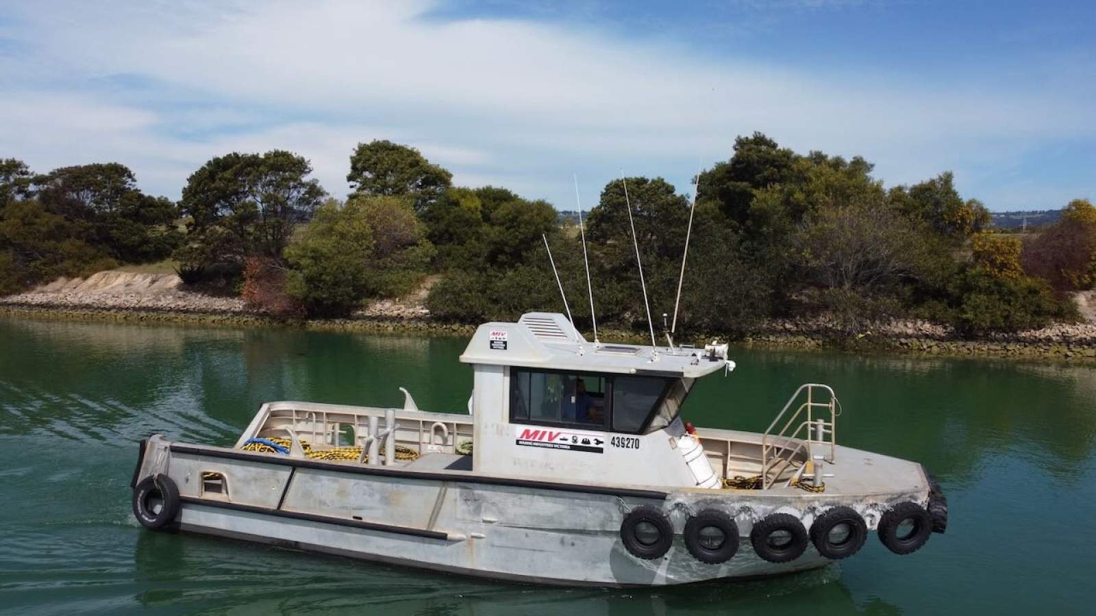 Twin Screw 2C Work Boat
