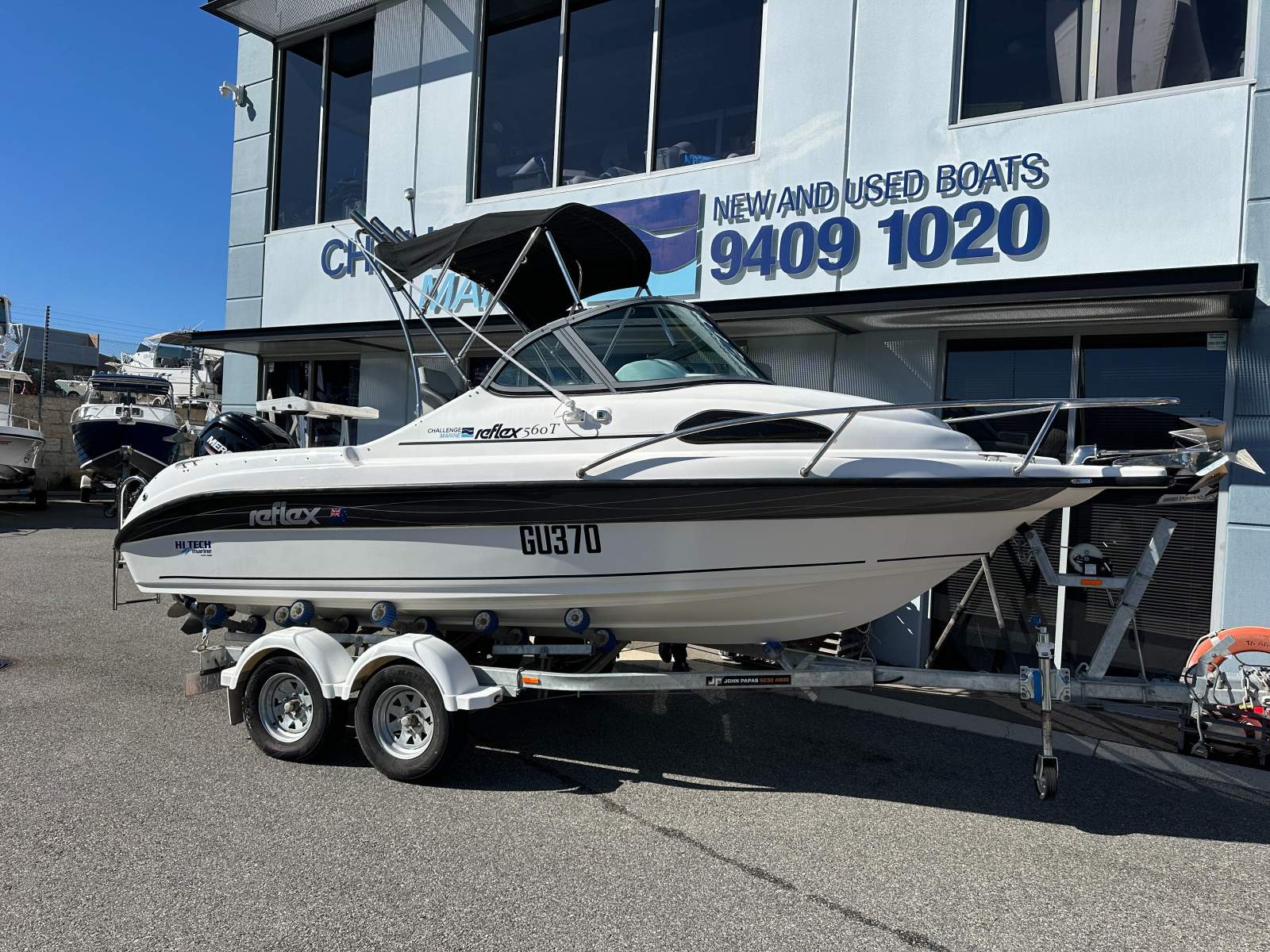 Reflex 560T with Mercury 90HP 4 Stroke only 40 hours!!