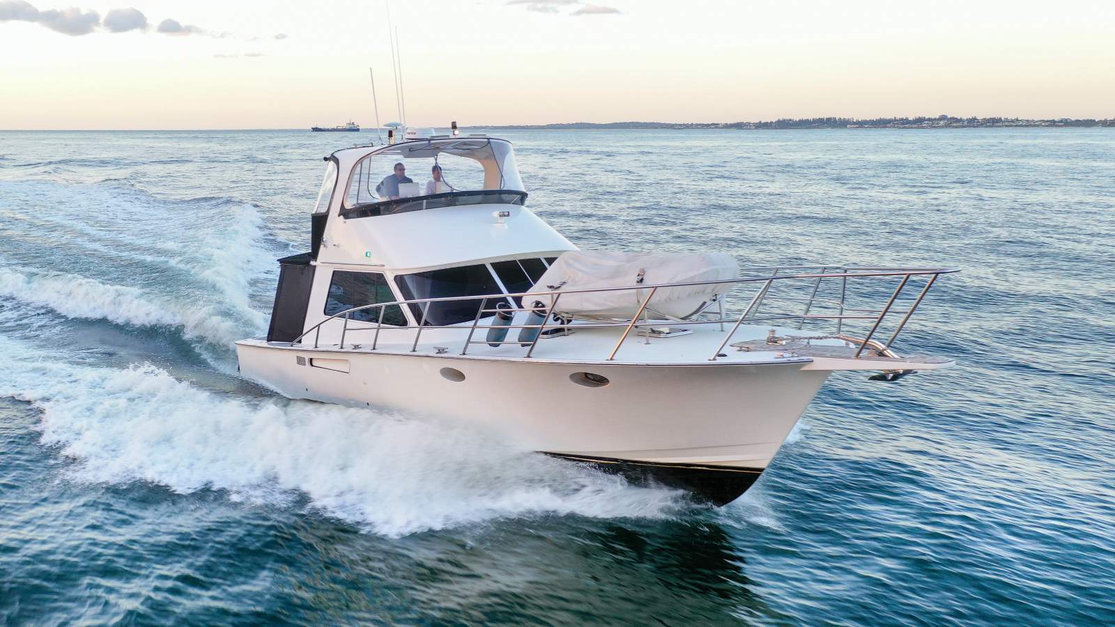 Precision 45 Flybridge Cruiser