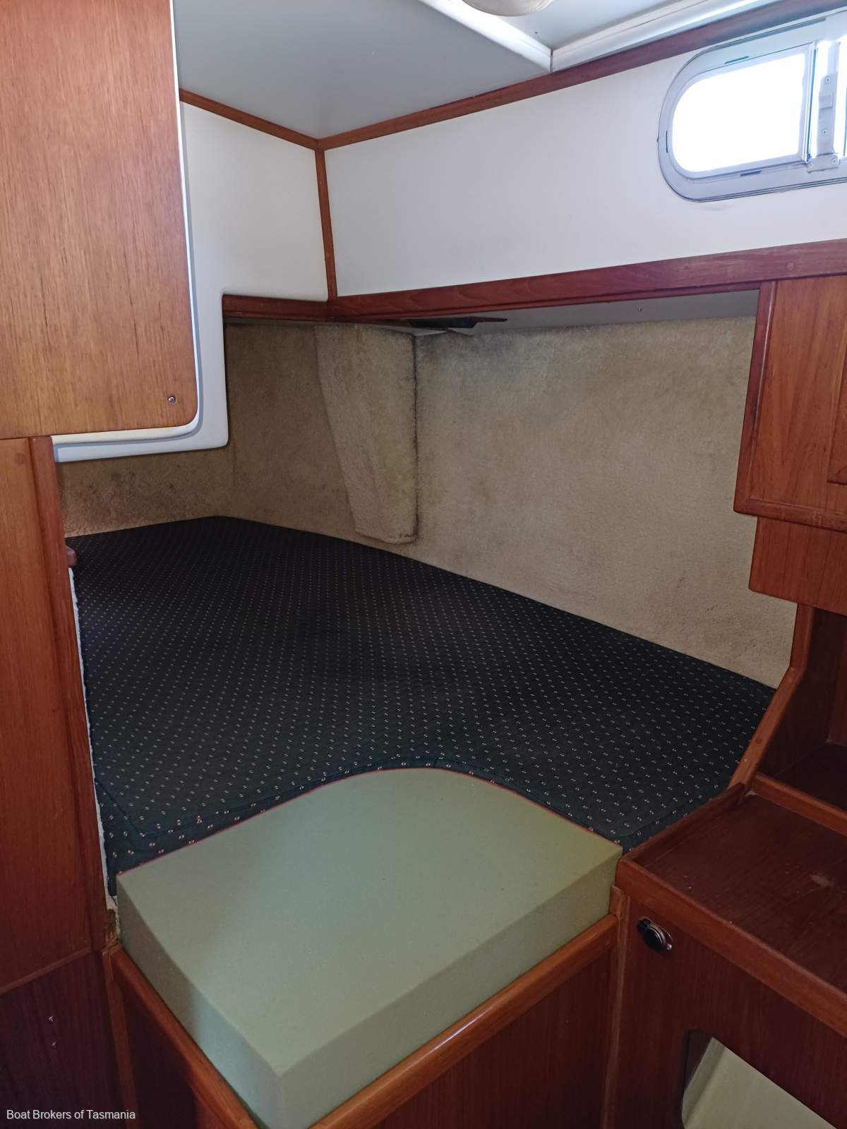 Doubloon Fisher 32 Strong fibreglass motorsailer with lots of extras Boat Brokers of Tasmania