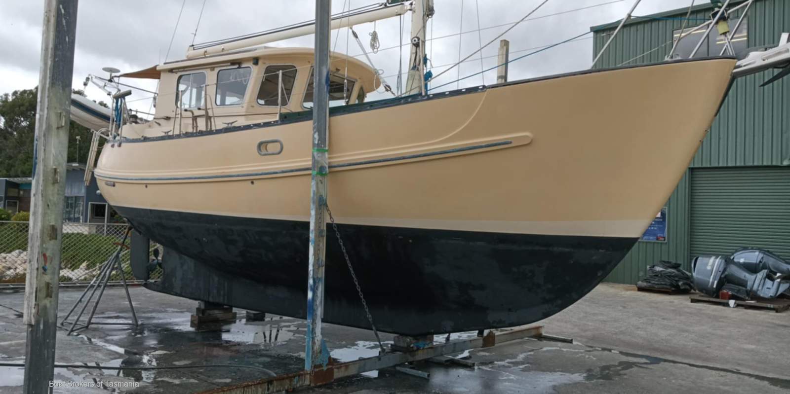 Doubloon Fisher 32 Strong fibreglass motorsailer with lots of extras Boat Brokers of Tasmania