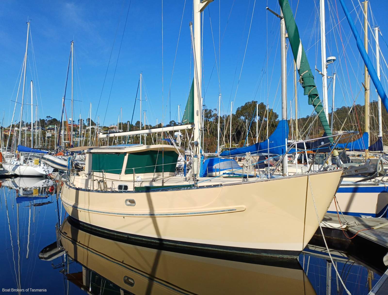 Doubloon Fisher 32 Strong fibreglass motorsailer with lots of extras Boat Brokers of Tasmania