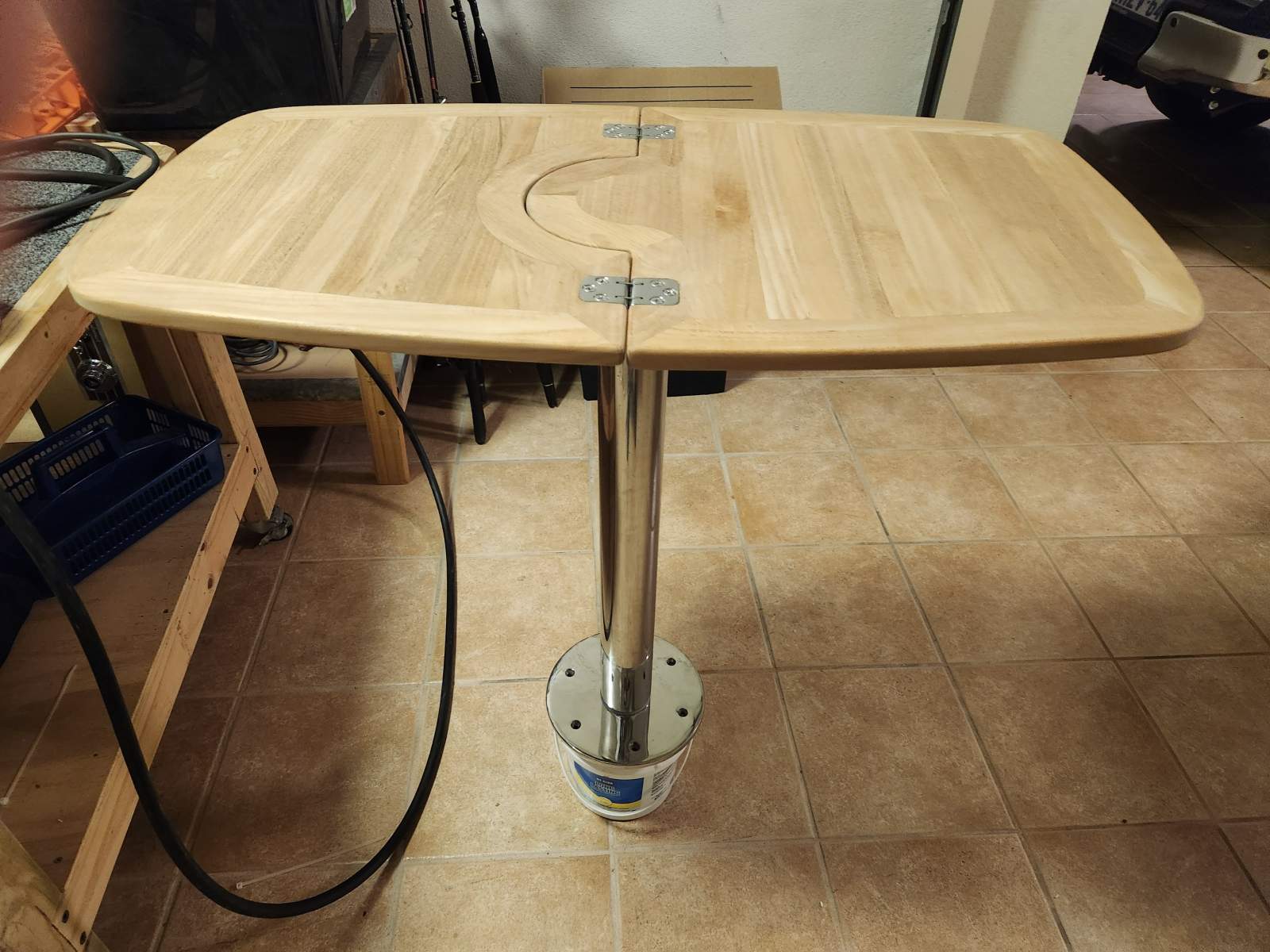 Cockpit Table
