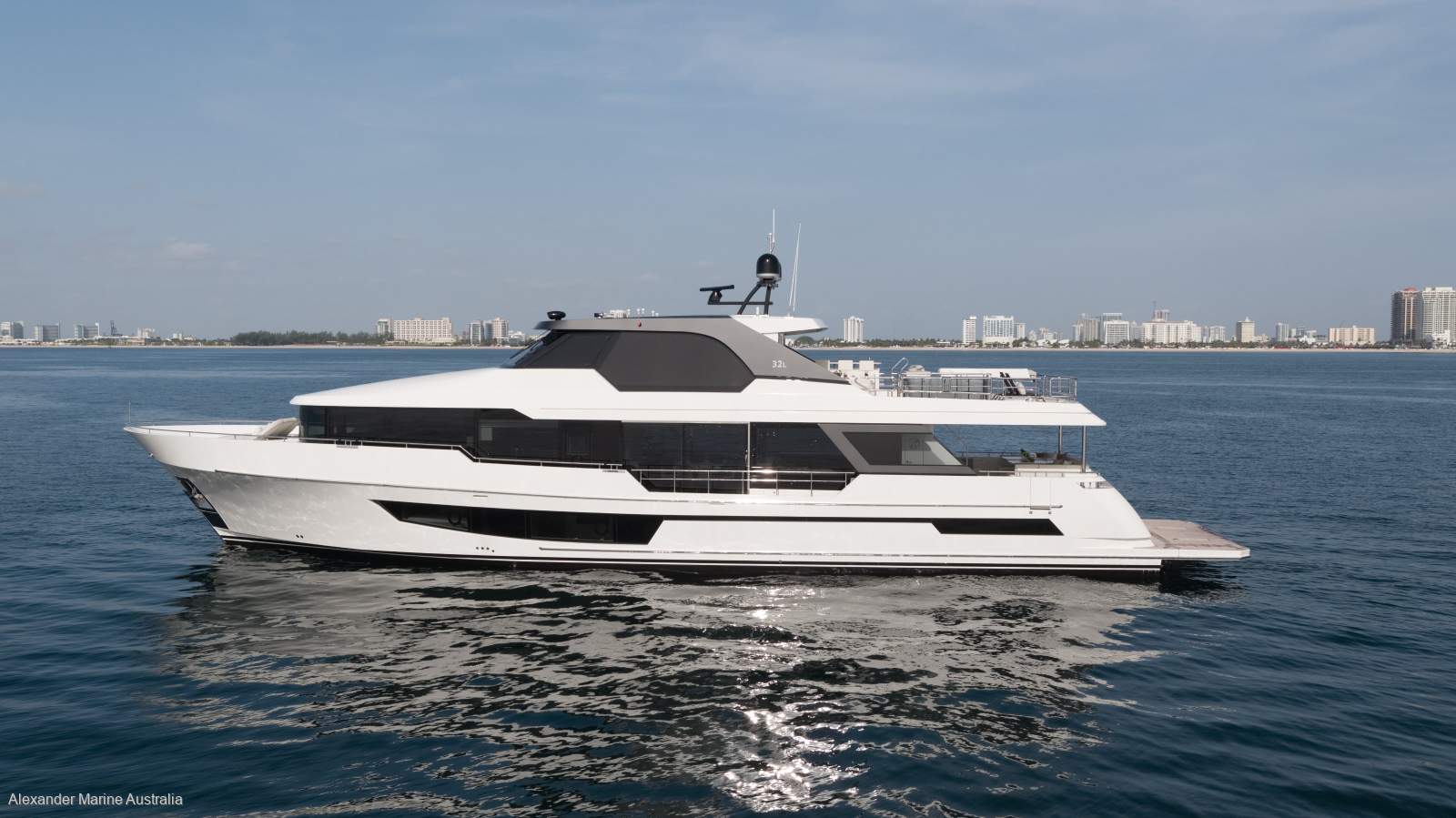 Ocean Alexander 32L