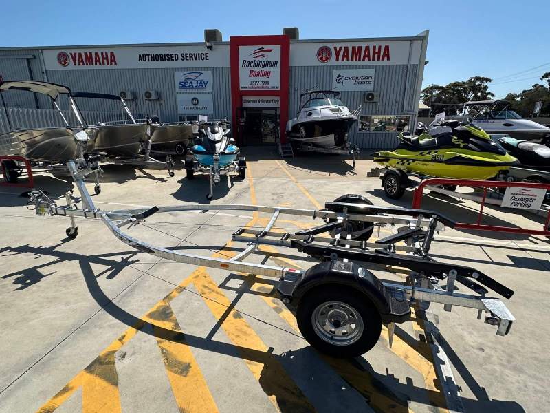 New 2025 Dunbier Loader Pro