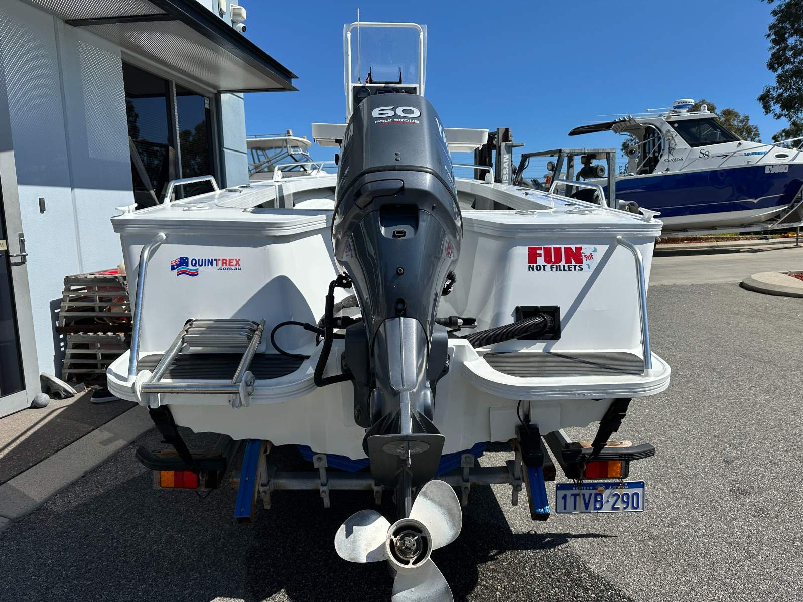Quintrex 470 Legend Centre Console With Yamaha 60HP 4 Stroke