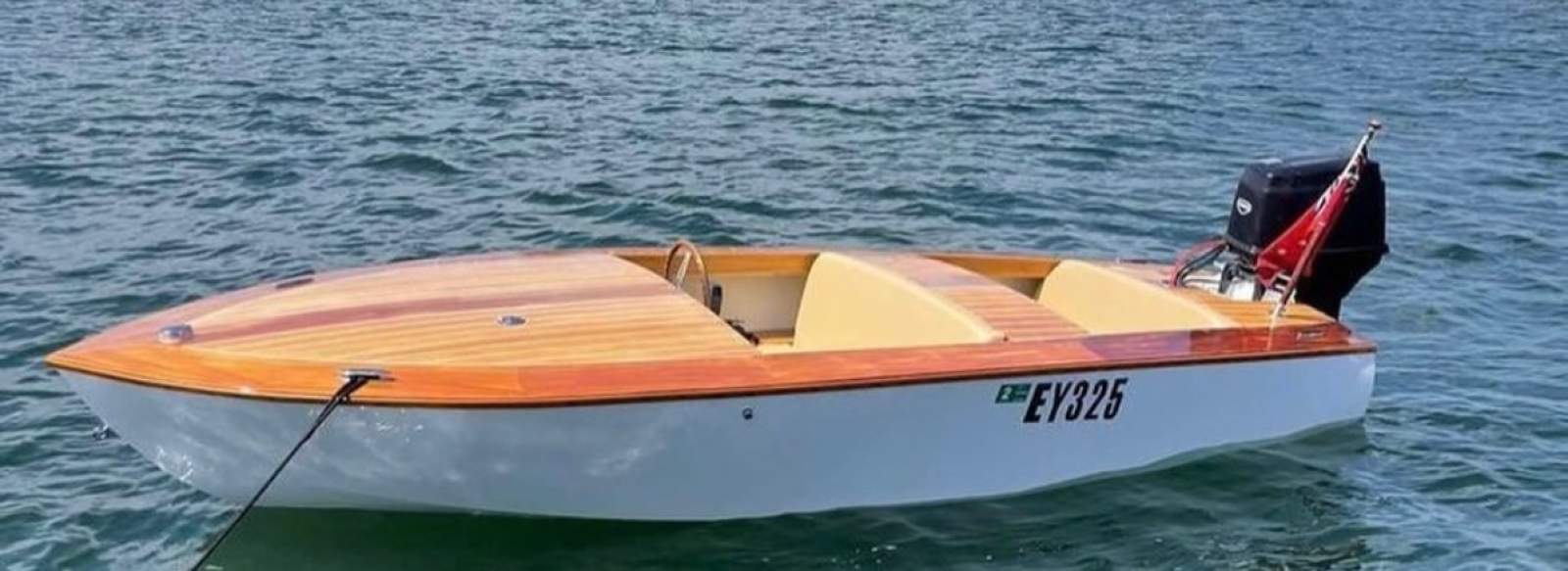 Zipp L Speed boat