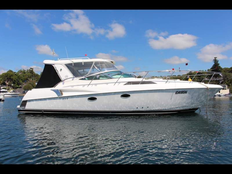 Riviera M360 Sportscruiser