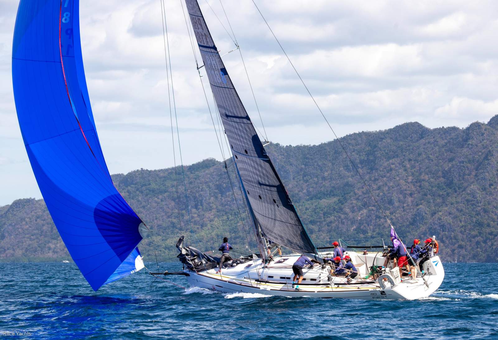 Beneteau First 40 CR:Beneteau First 40CR for sale with Race Yachts