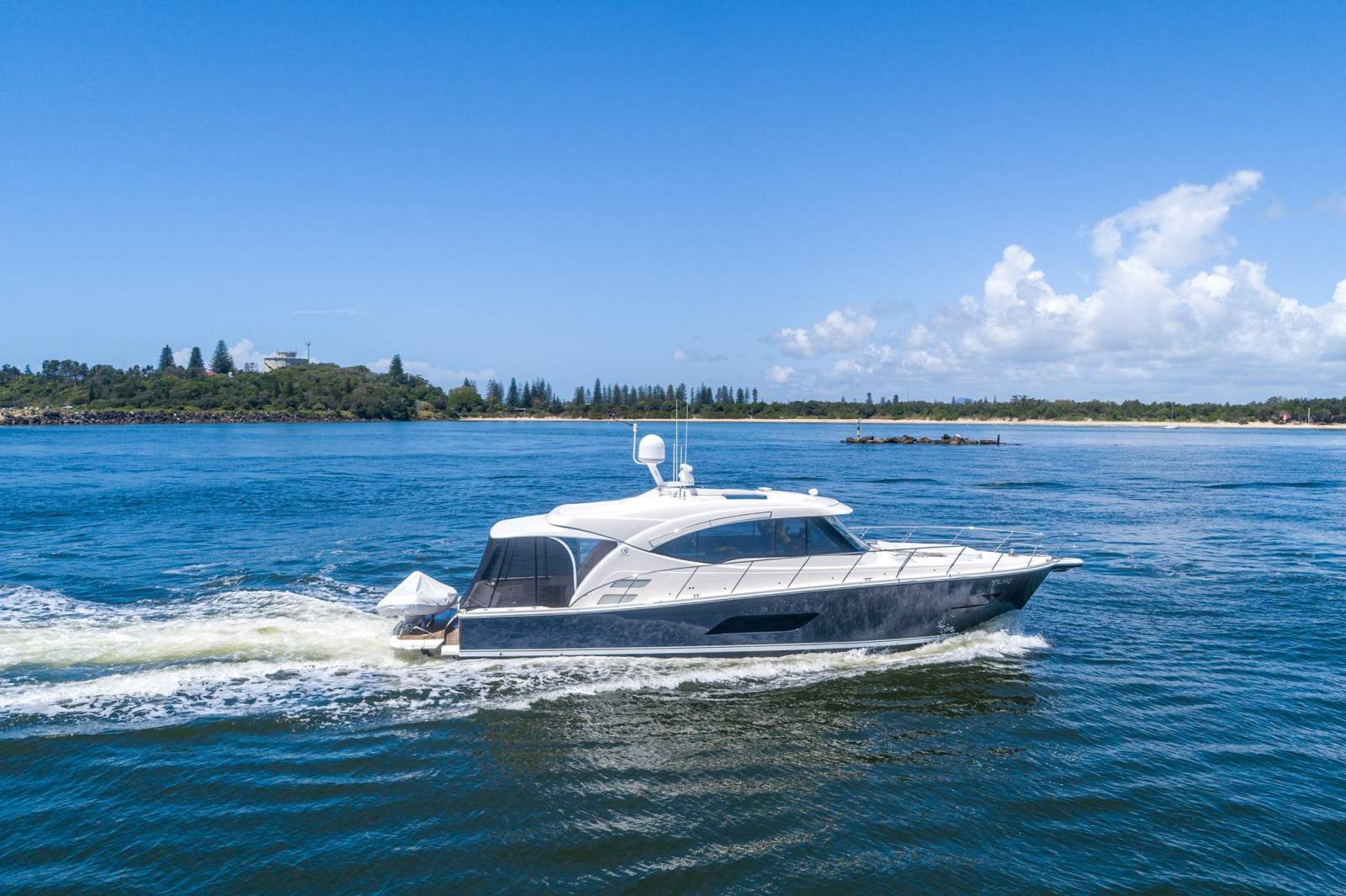 Riviera 545 SUV - 2023 - Available Late September