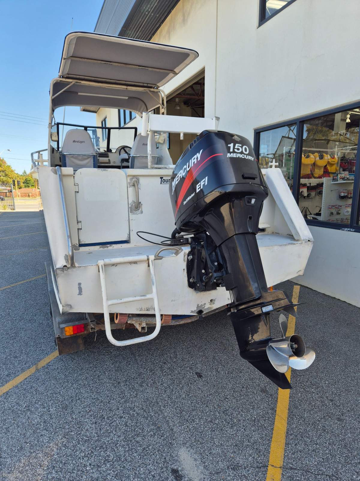 Dolphin 600 Tournament XL Plate Alloy runabout