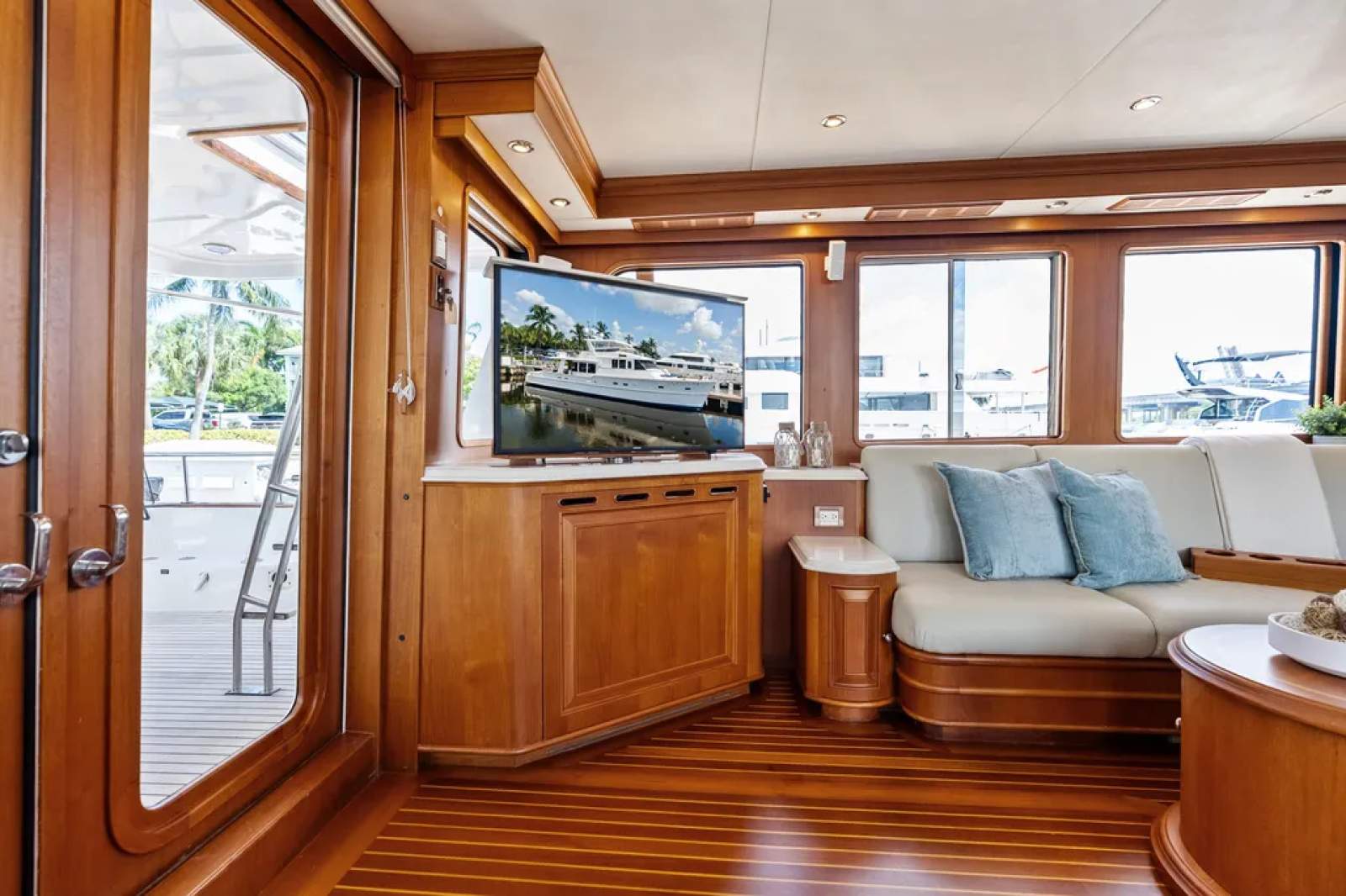 Grand Banks 72 Aleutian - Exceptional Condition
