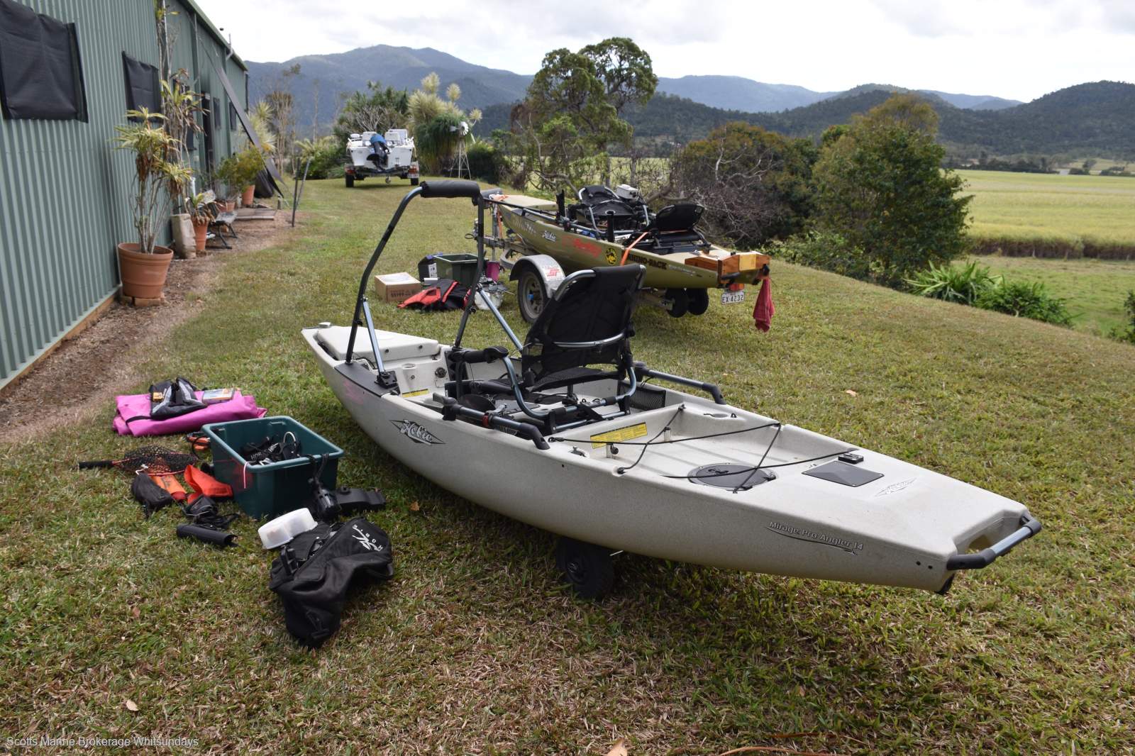 Hobie Pro Angler 14 Kayak