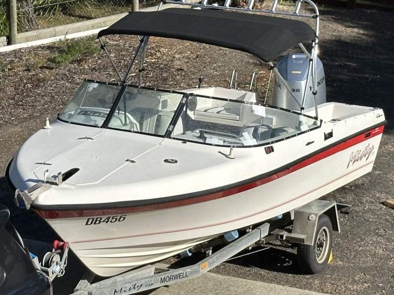 Allison Vision 175 6-seat fibreglass runabout