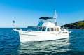 Grand Banks 42 Motor Yacht Desirable Aft Cabin
