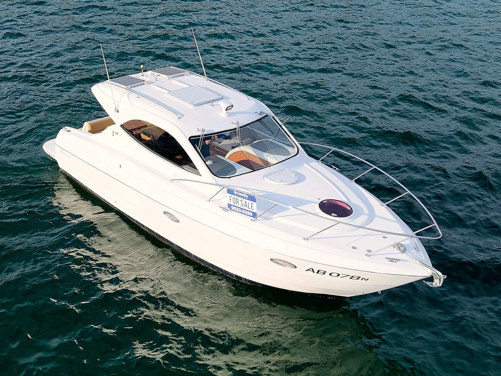 Maritimo 32 Sports Cruiser