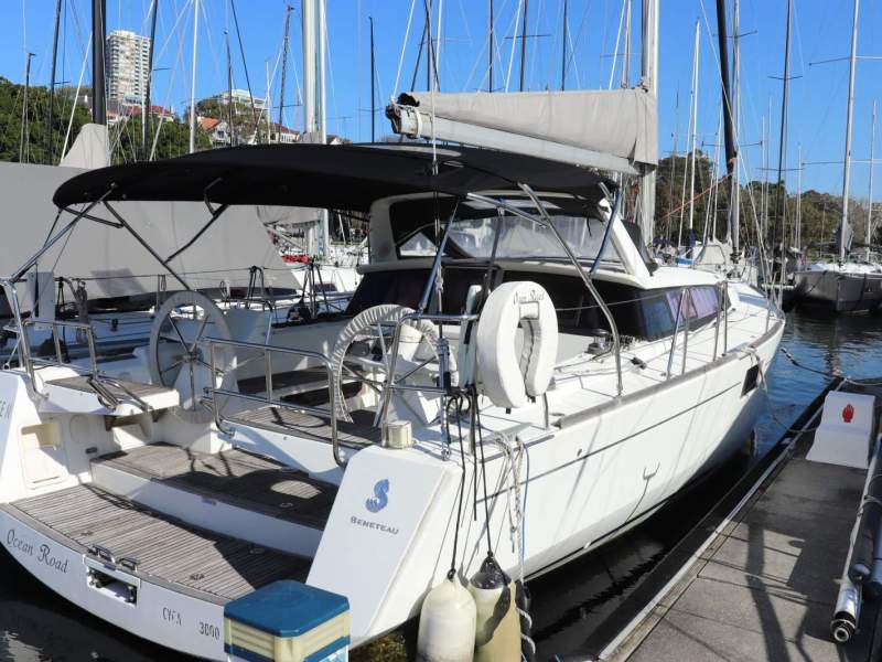 Beneteau Sense 43