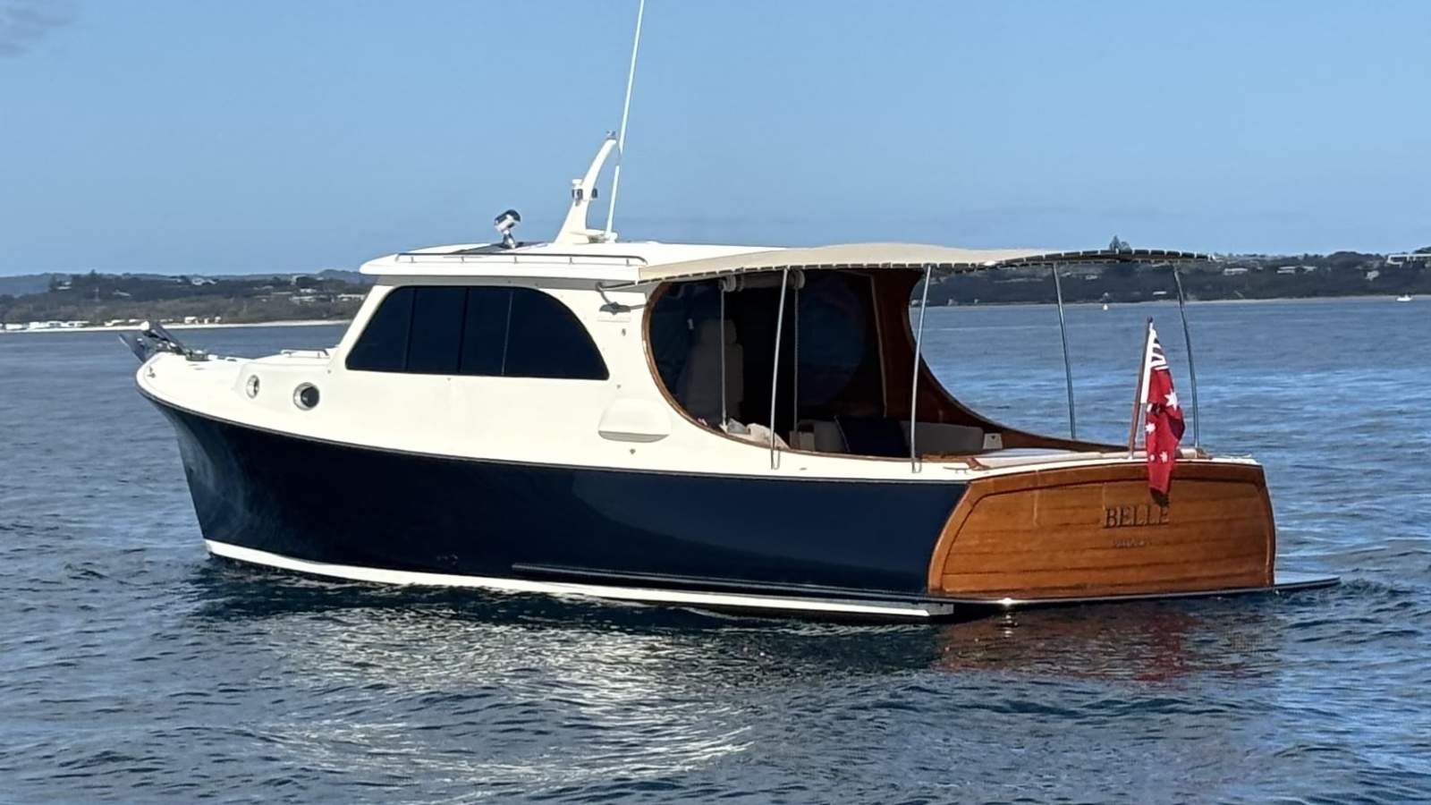 Palm Beach Motor Yachts 38