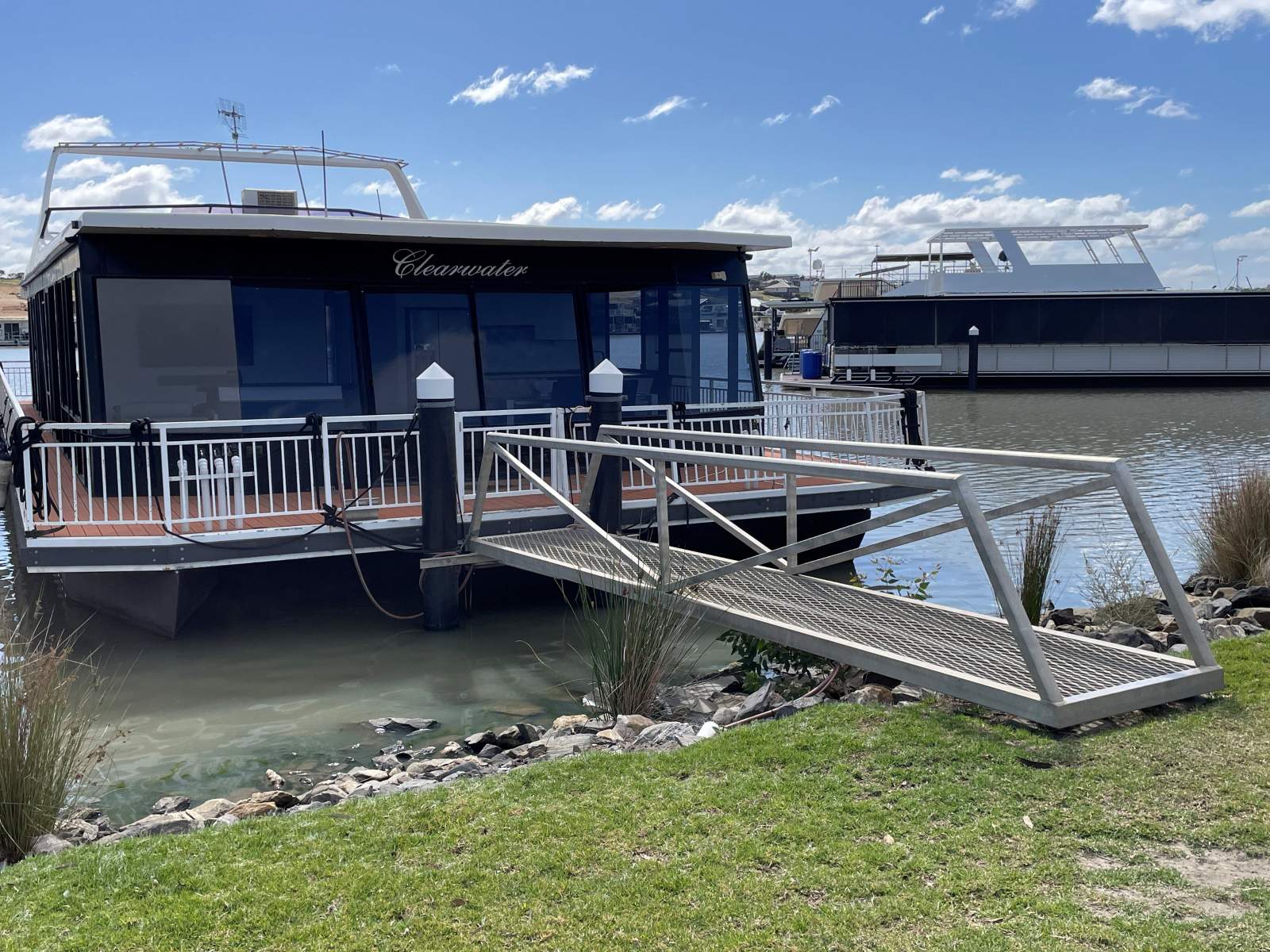 Clearwater - Houseboat & Secure Berth Opportunity