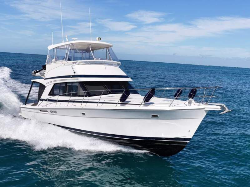 Riviera 43 Flybridge