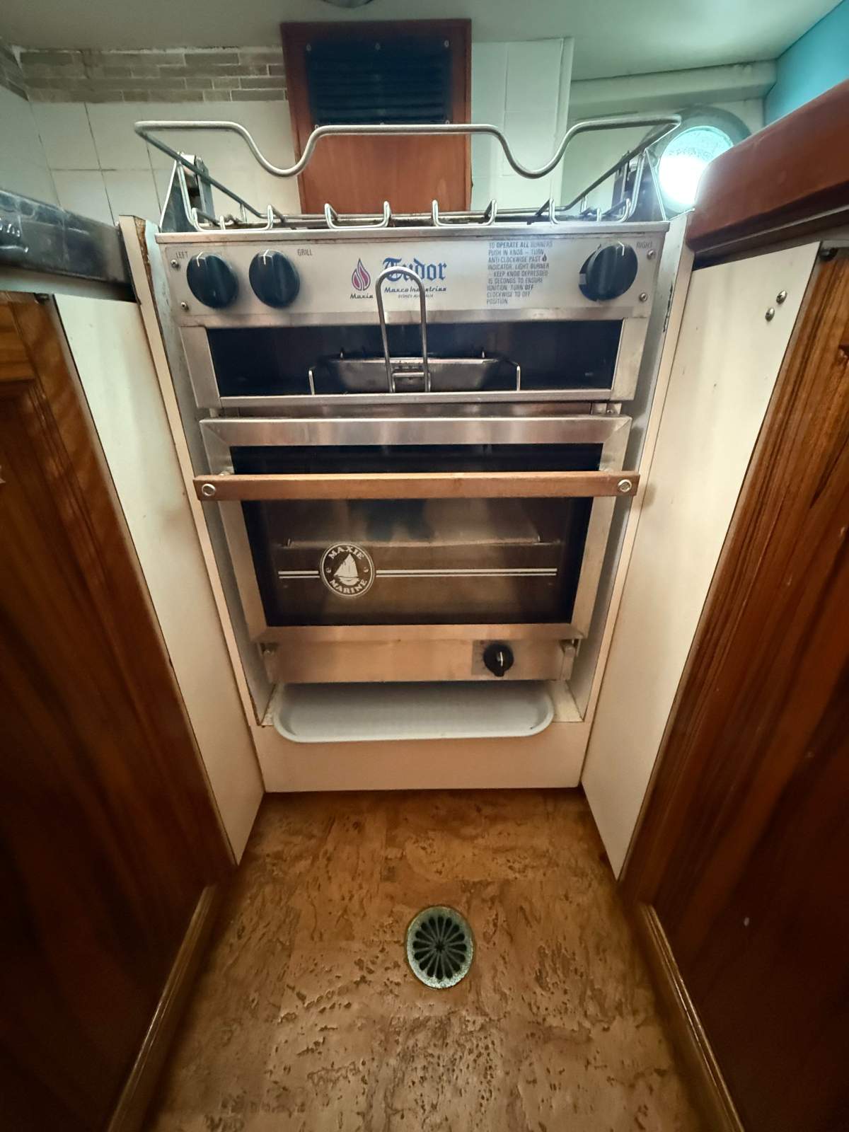 Holmes 51 Motor Cruiser KOORINE
