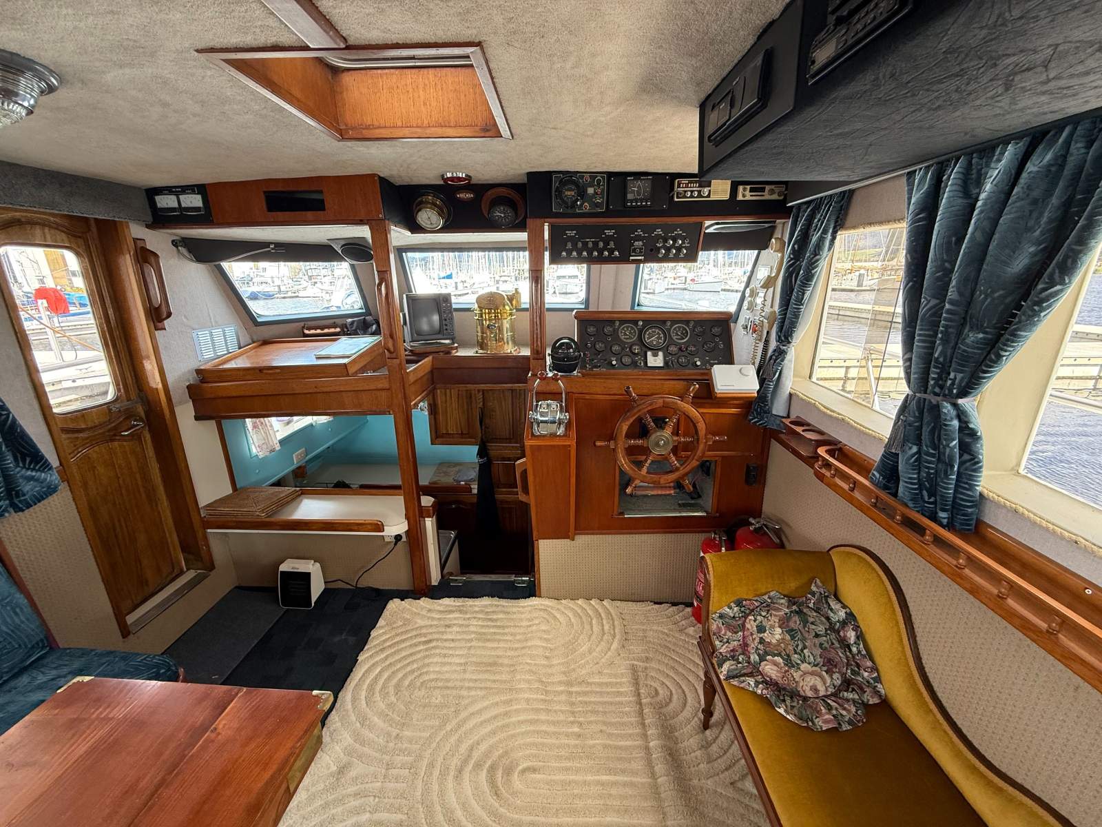 Holmes 51 Motor Cruiser KOORINE