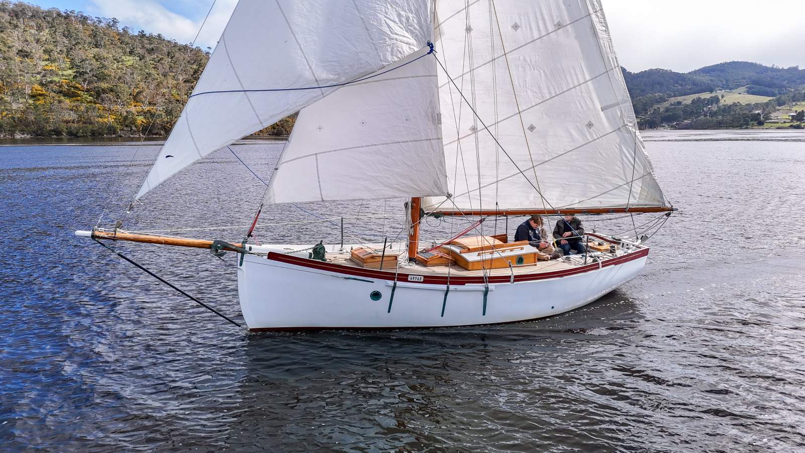 Lyle Hess 26 EXCEPTIONAL CONDITION, EXTENSIVELY UPGRADED!