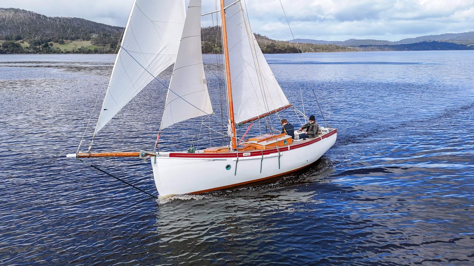 Lyle Hess 26 EXCEPTIONAL CONDITION, EXTENSIVELY UPGRADED!