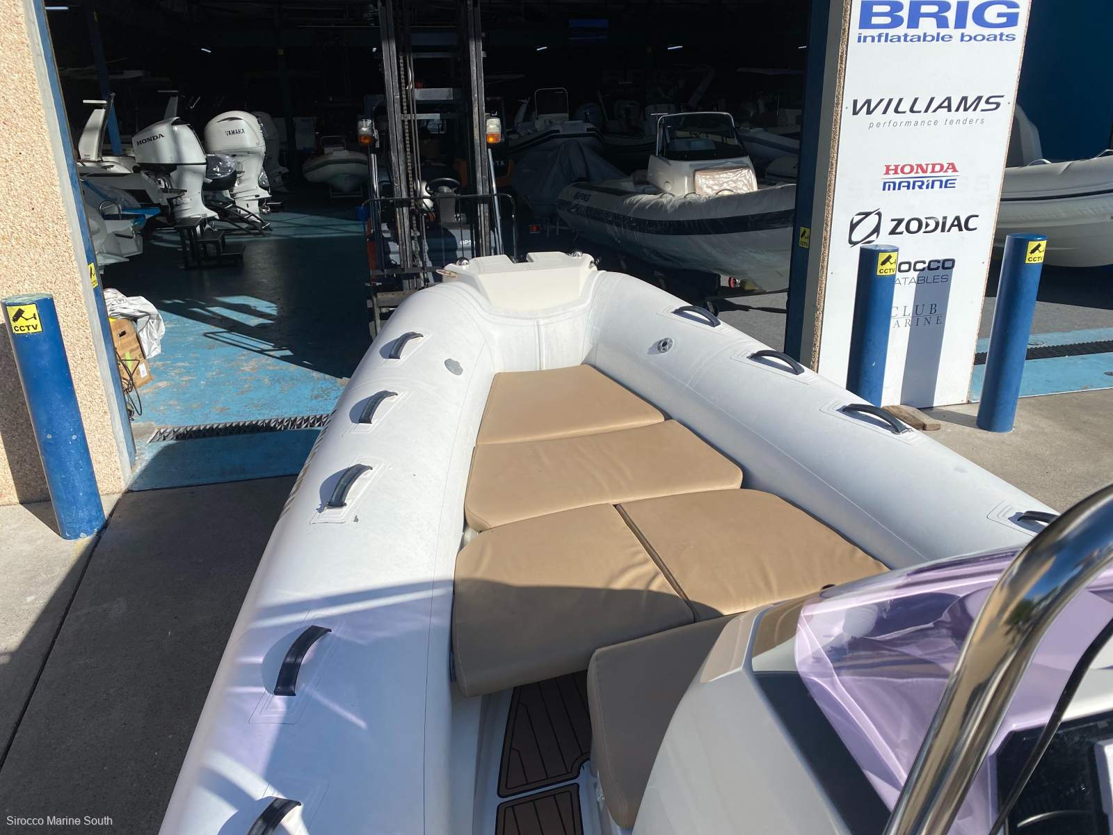 Brig Eagle 670