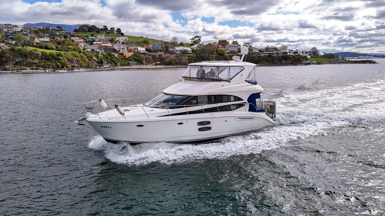 Meridian 441 Flybridge GREAT CONDITION, MAJOR WORKS COMPLETED!!