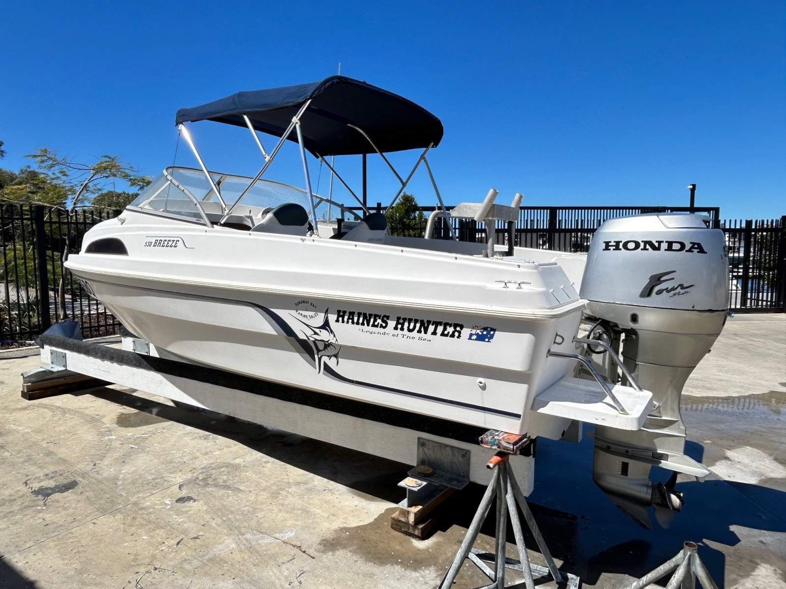 Haines Hunter 530 Breeze 2002 Model 90hp Honda