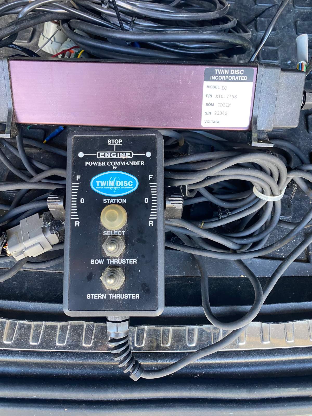 Twin Disc EC251 remote controller
