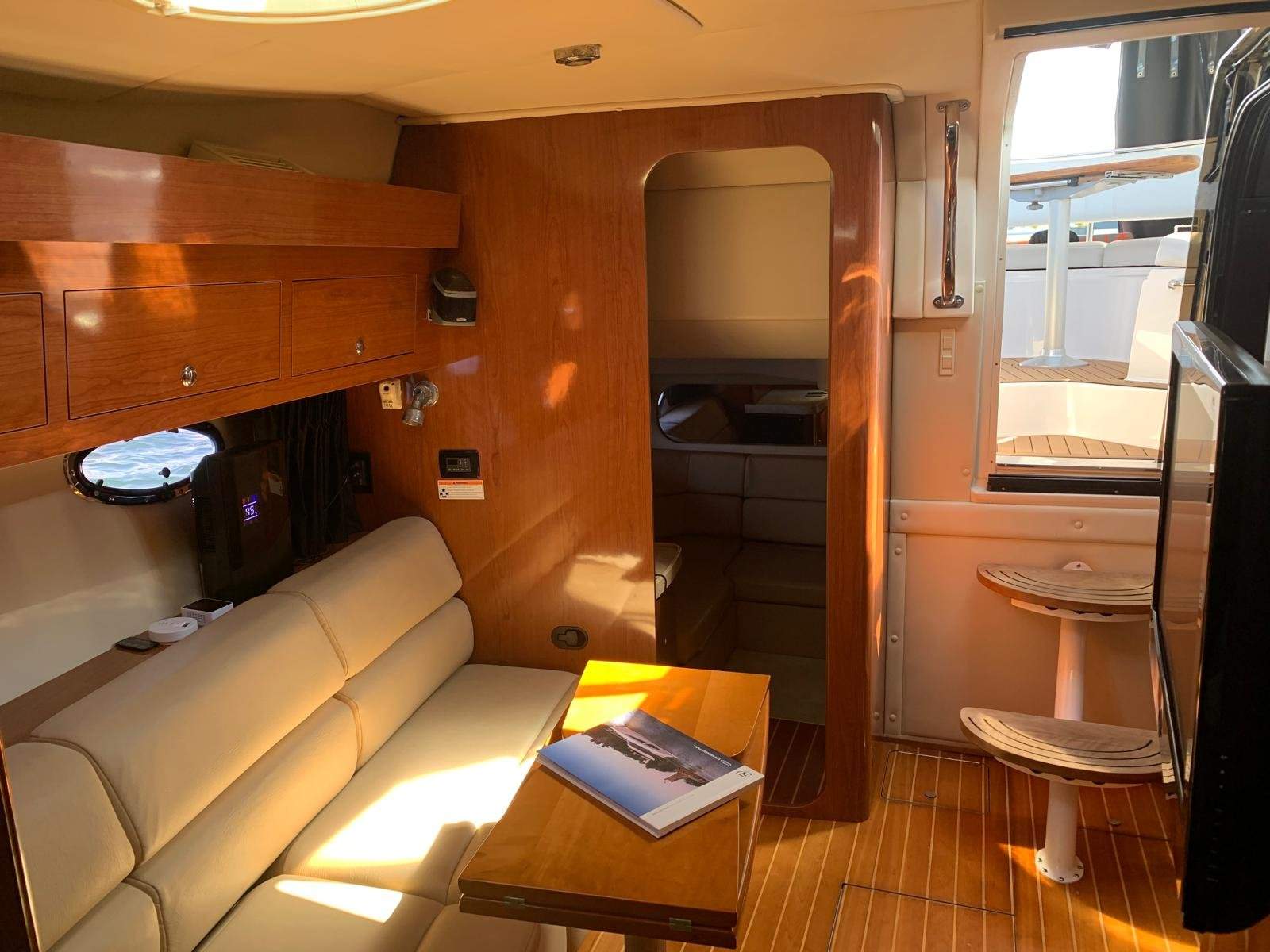 Regal 3760 Sports Cruiser