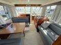 Riviera 32 Flybridge