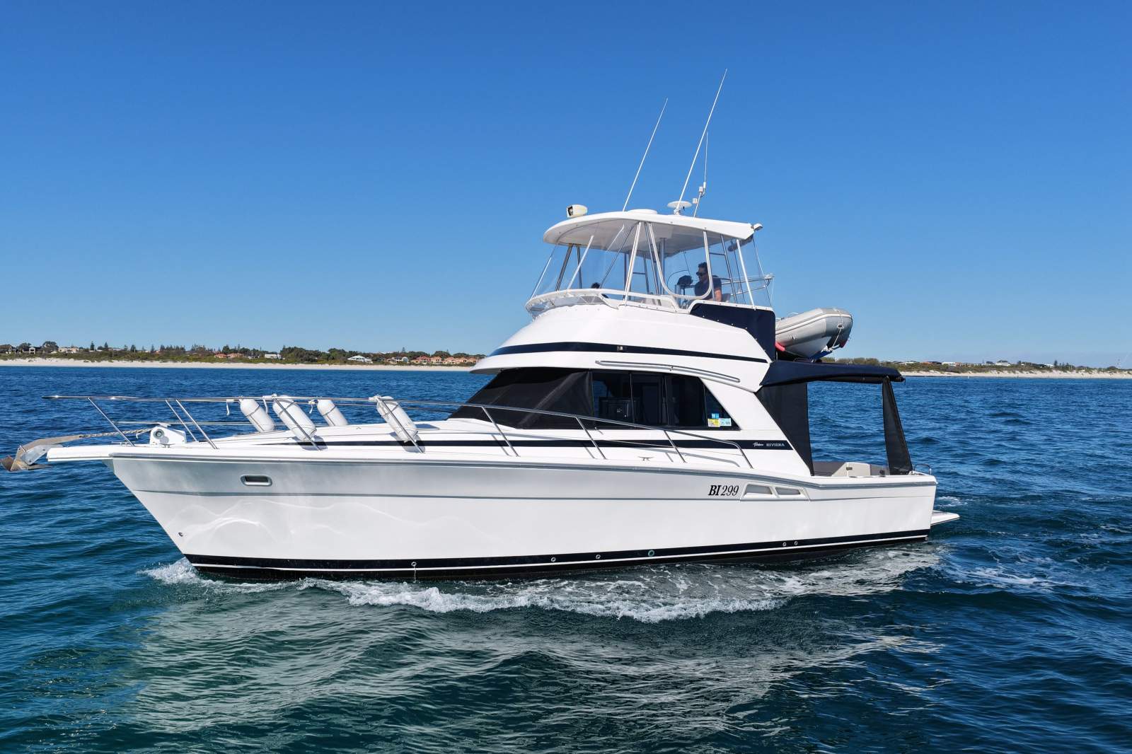 Riviera 38 Platinum