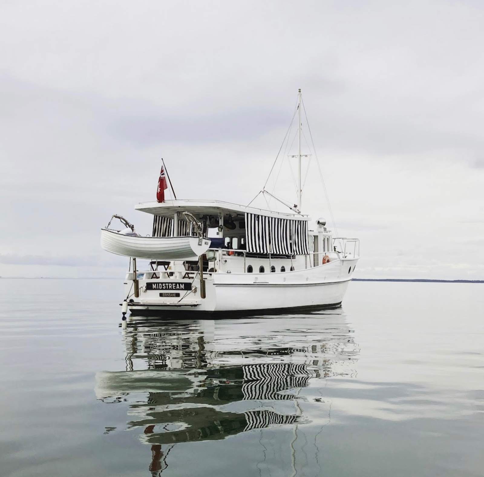 Bay Cruiser Albert Pryor 42ft Bridgedeck Cruiser