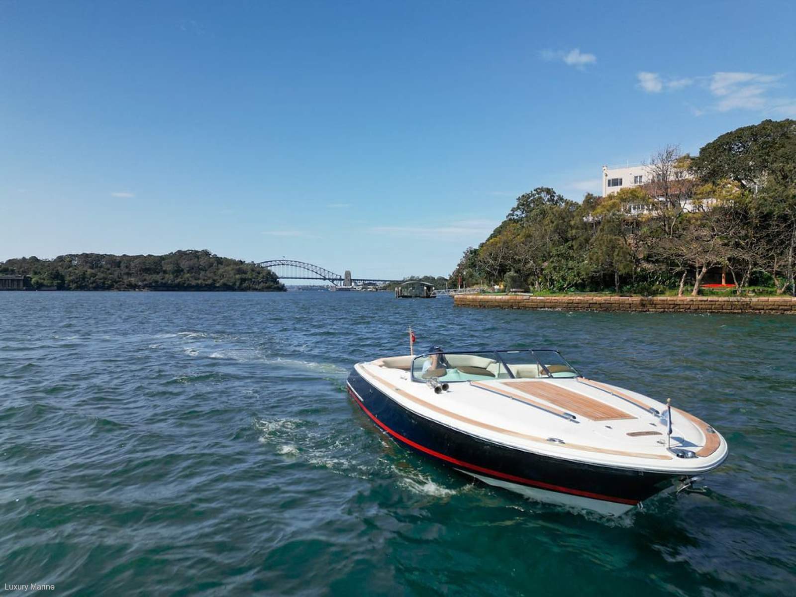 Chris Craft Corsair 28