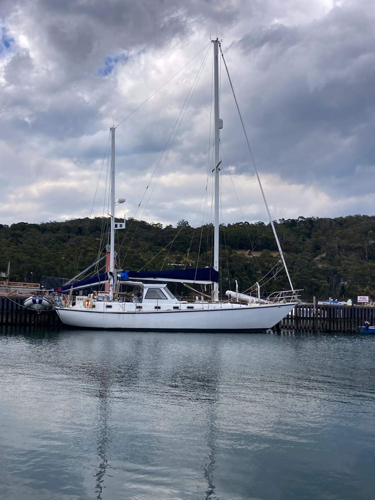 Mason 48 - Long Distance Cruiser/Comfortable Liveaboard!