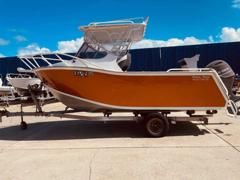 Blade 550 Sports Fish Cuddy
