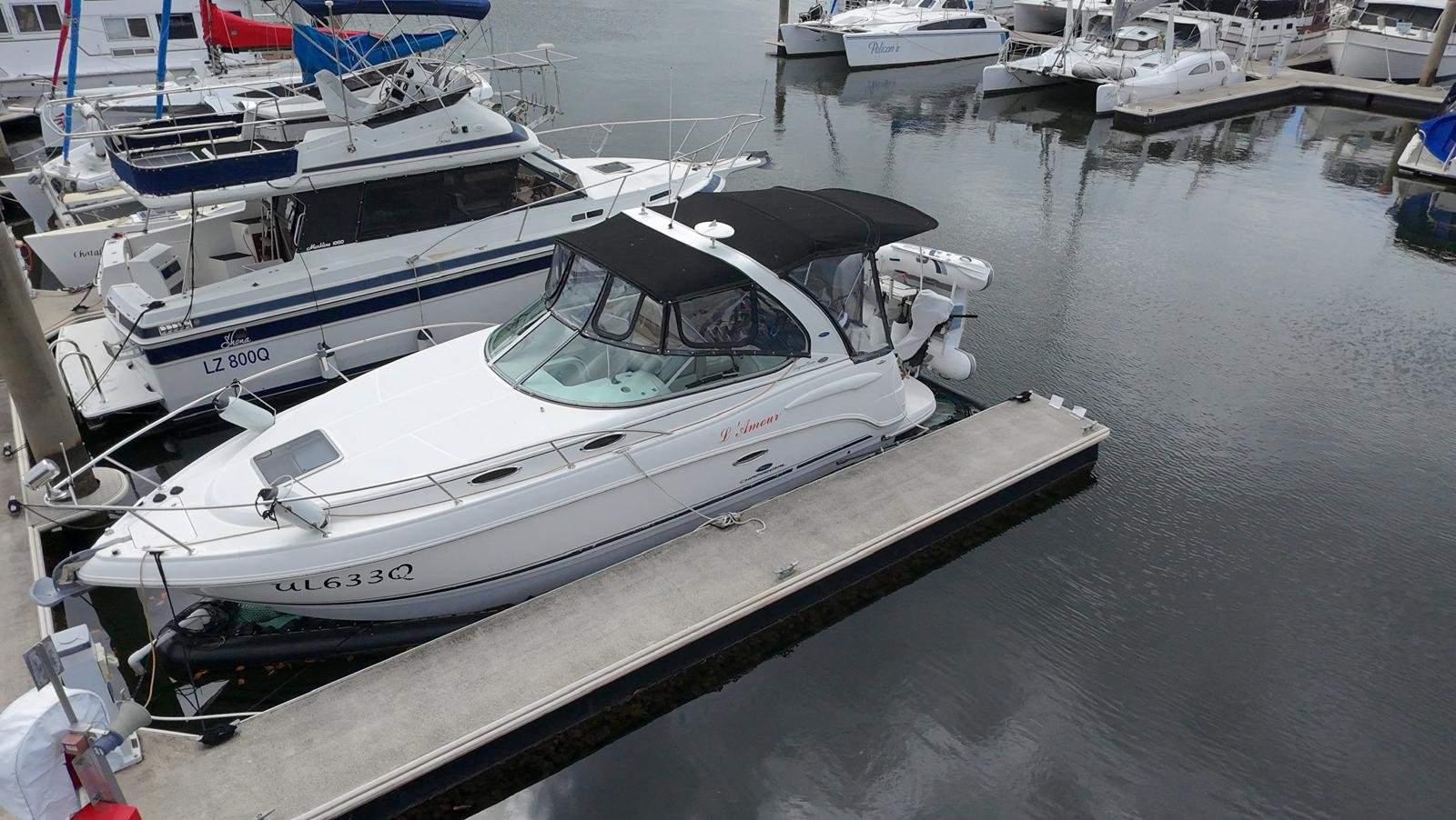 Chaparral 270 Signature + Sea Pen