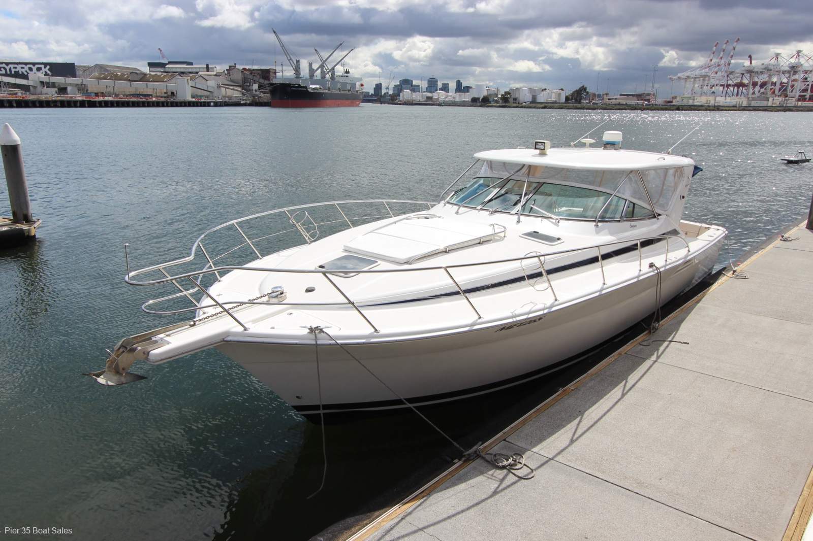 Riviera 4000 Offshore