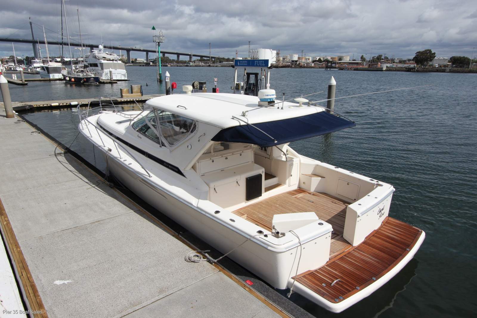 Riviera 4000 Offshore