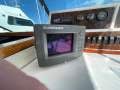 Sea Ray 390 Express Cruiser Amazing wide body entertainer