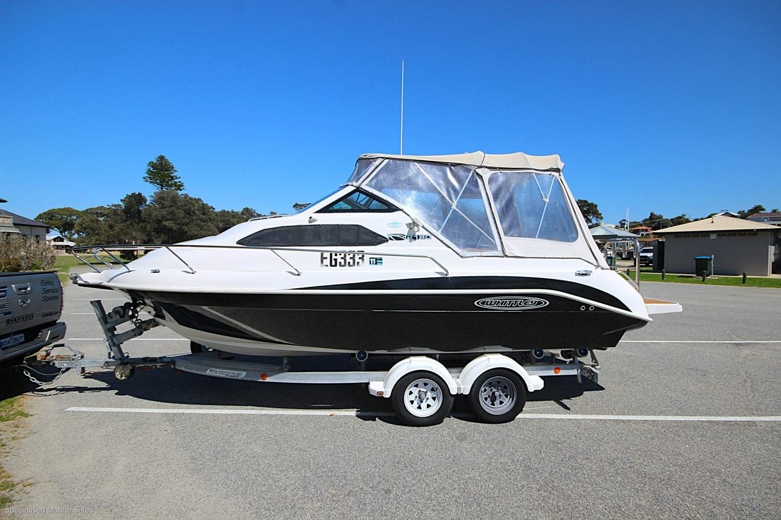 Whittley CR 2180 SD *** GREAT FAMILY BOATING *** $ 52,900 ***